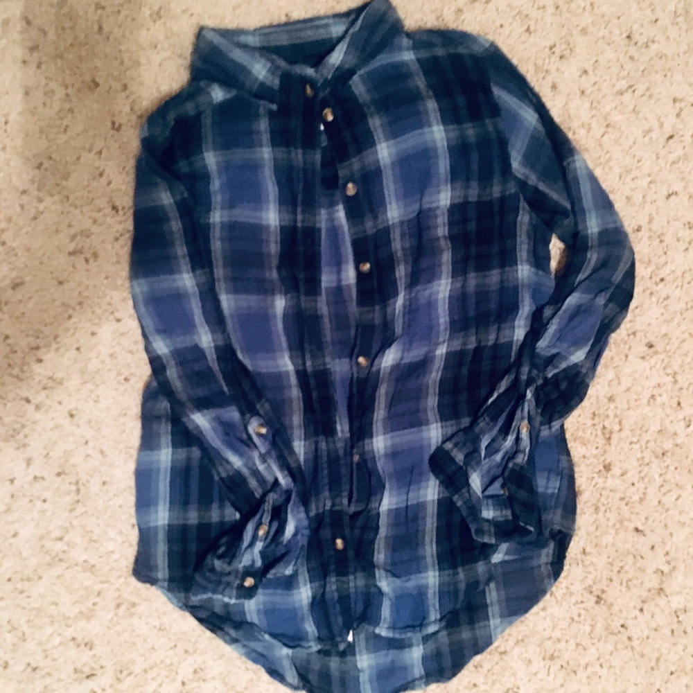 American Eagle boyfriend fit button up